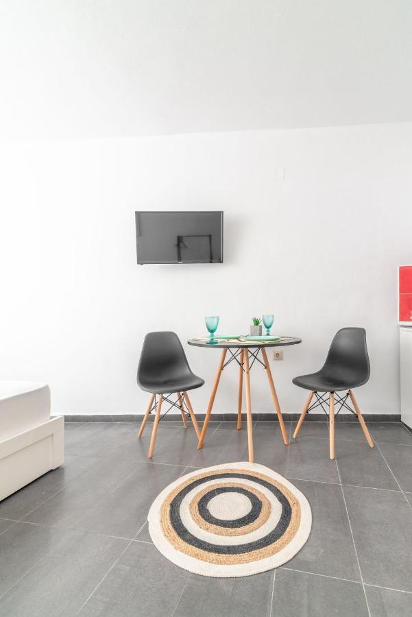 Modern Studio Near Downtown Heraklion  Exterior photo